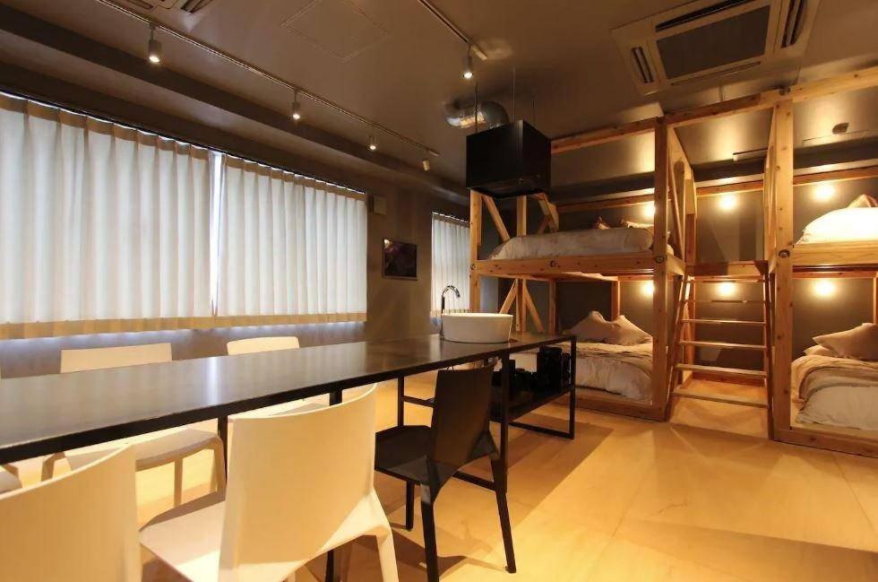 Nebou 3f Apartment