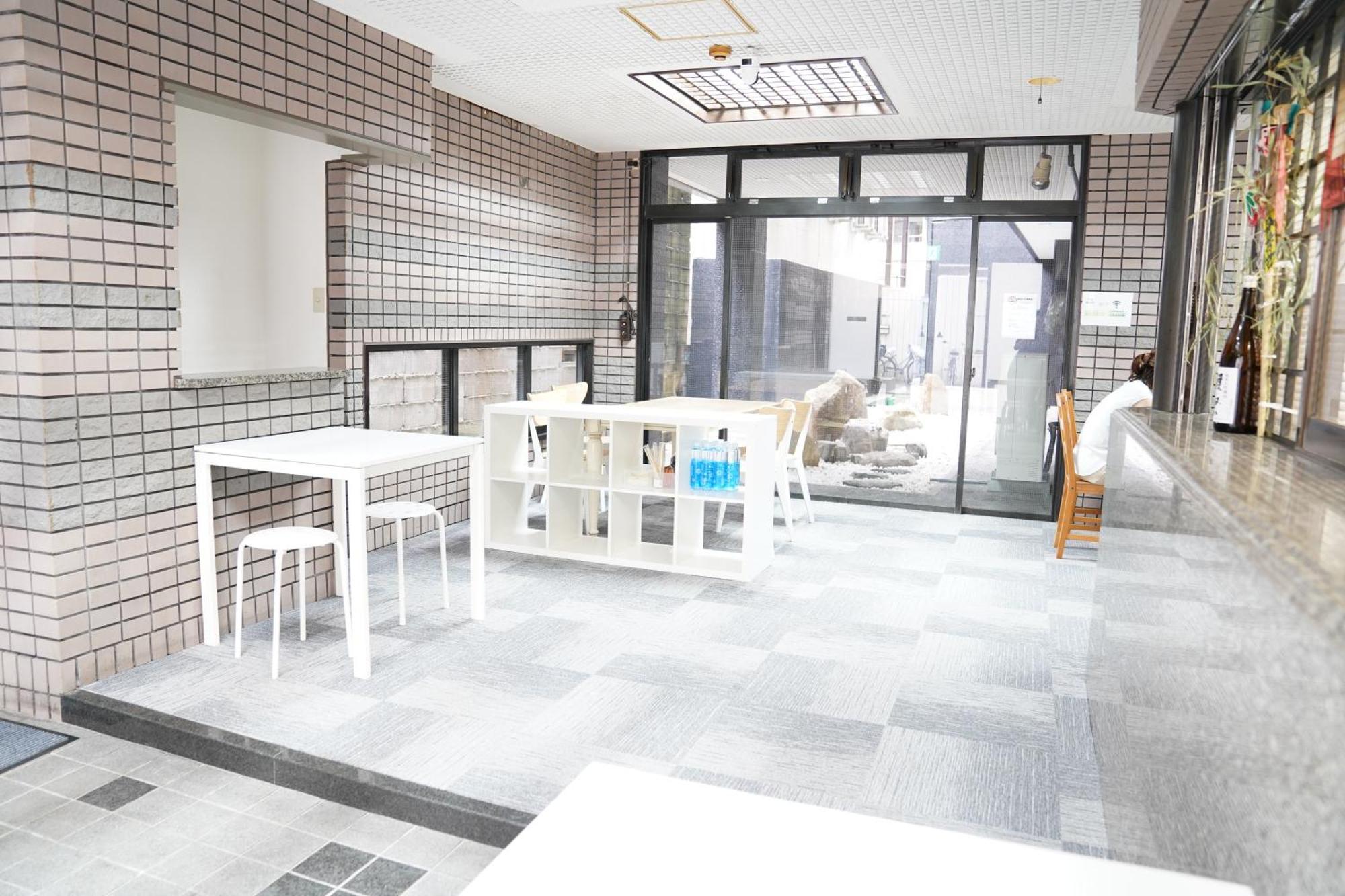 Guest house Namba South Shinimamiya Japanese-style *