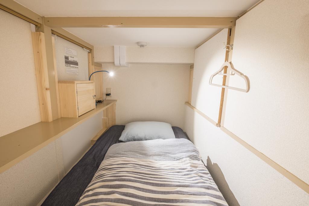 Hostel Sakura La An *
