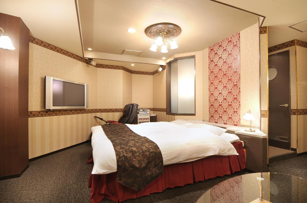 Love hotel Namba Mickey Cookies (adults Only)