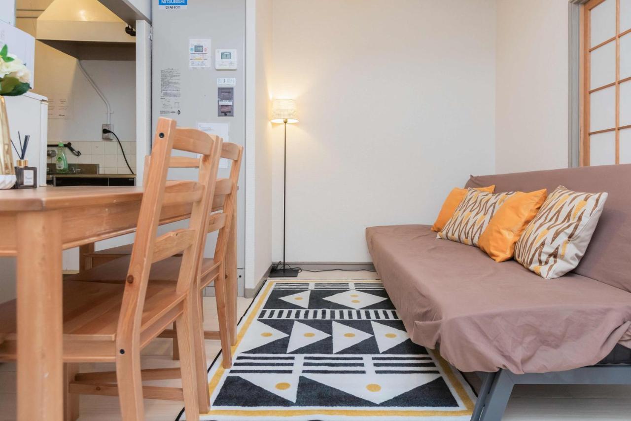 Orenge Apartment *