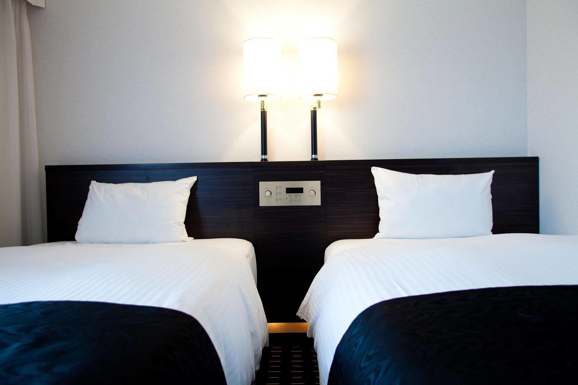 Apa Tennoji Ekimae Hotel