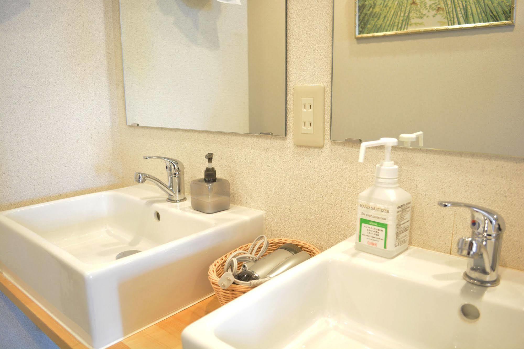 Hostel Sakura La An Osaka